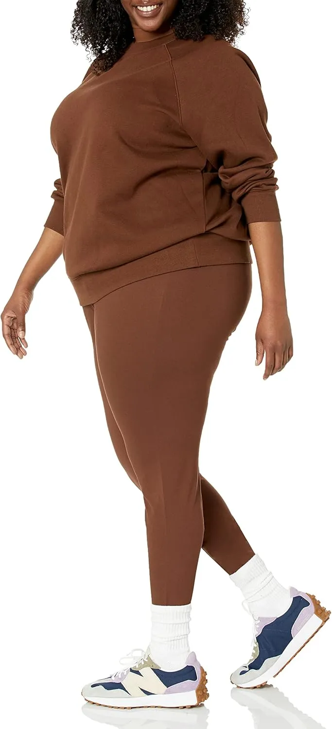 Amazon Essentials Women's Relaxed-Fit Crewneck Pullover Long-Sleeve Sweatshirt (Available in Plus Size)