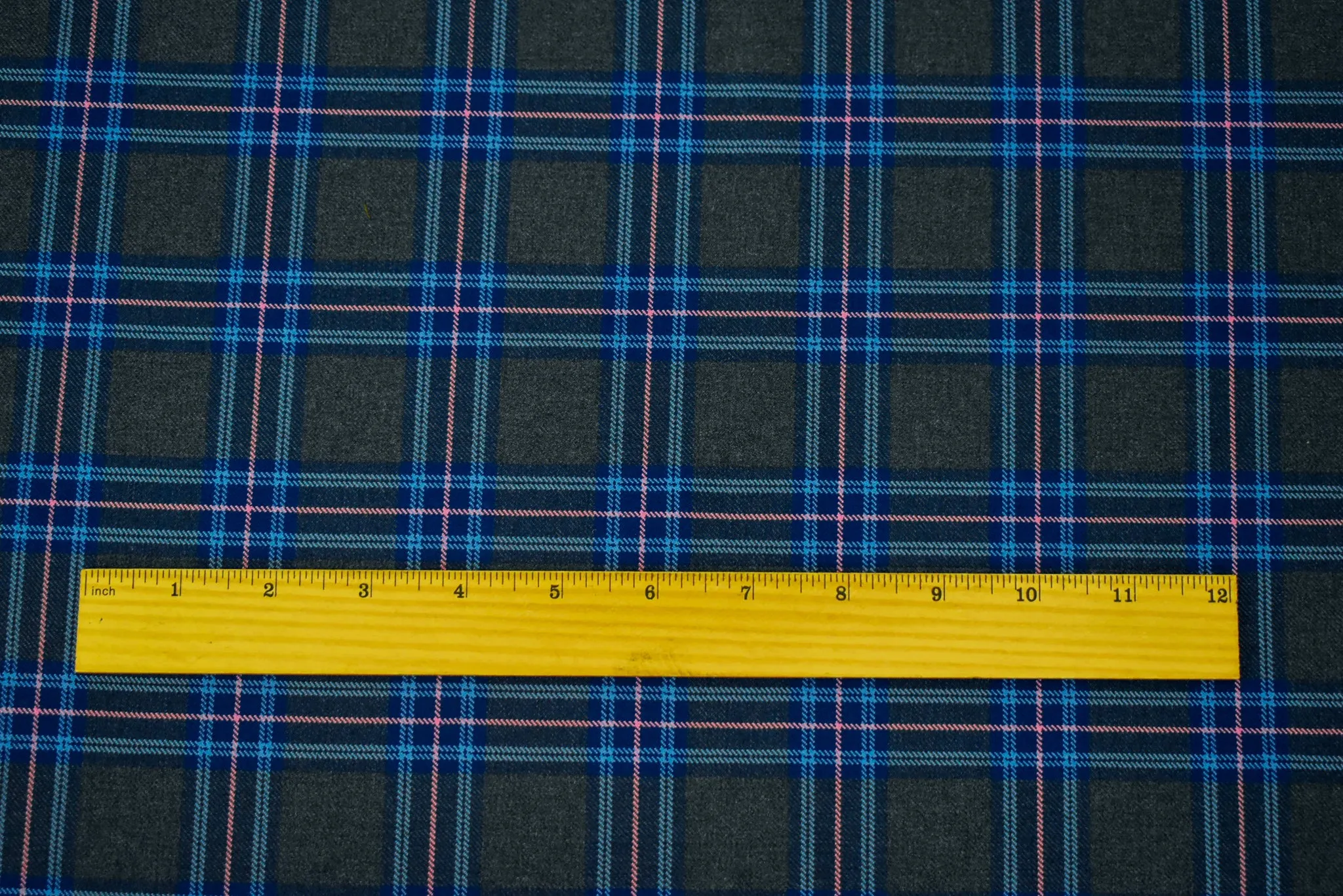Blue-Pink-Gray Poly-Wool Plaid Twill Woven Suiting Fabric