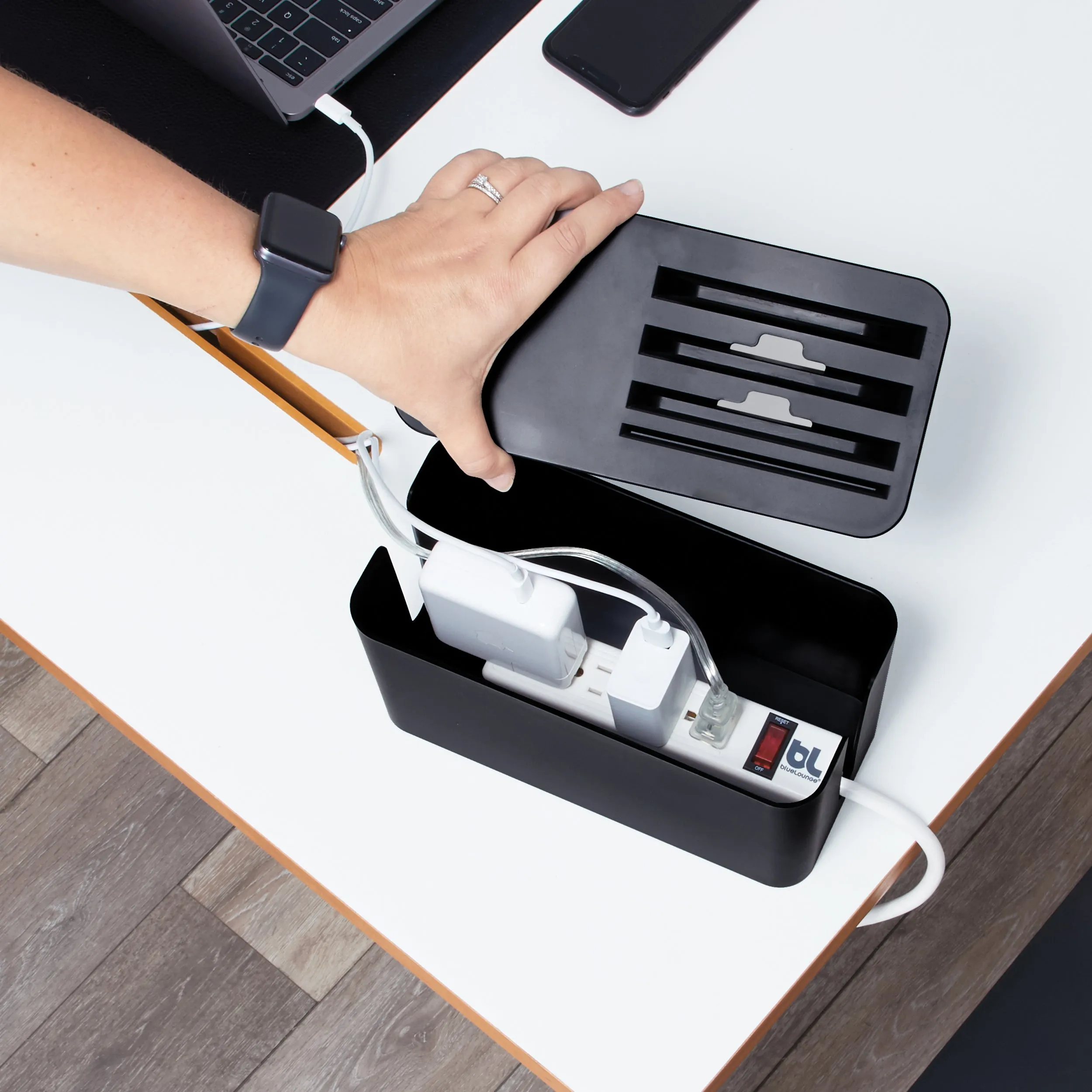 Bluelounge CableBox Mini Station