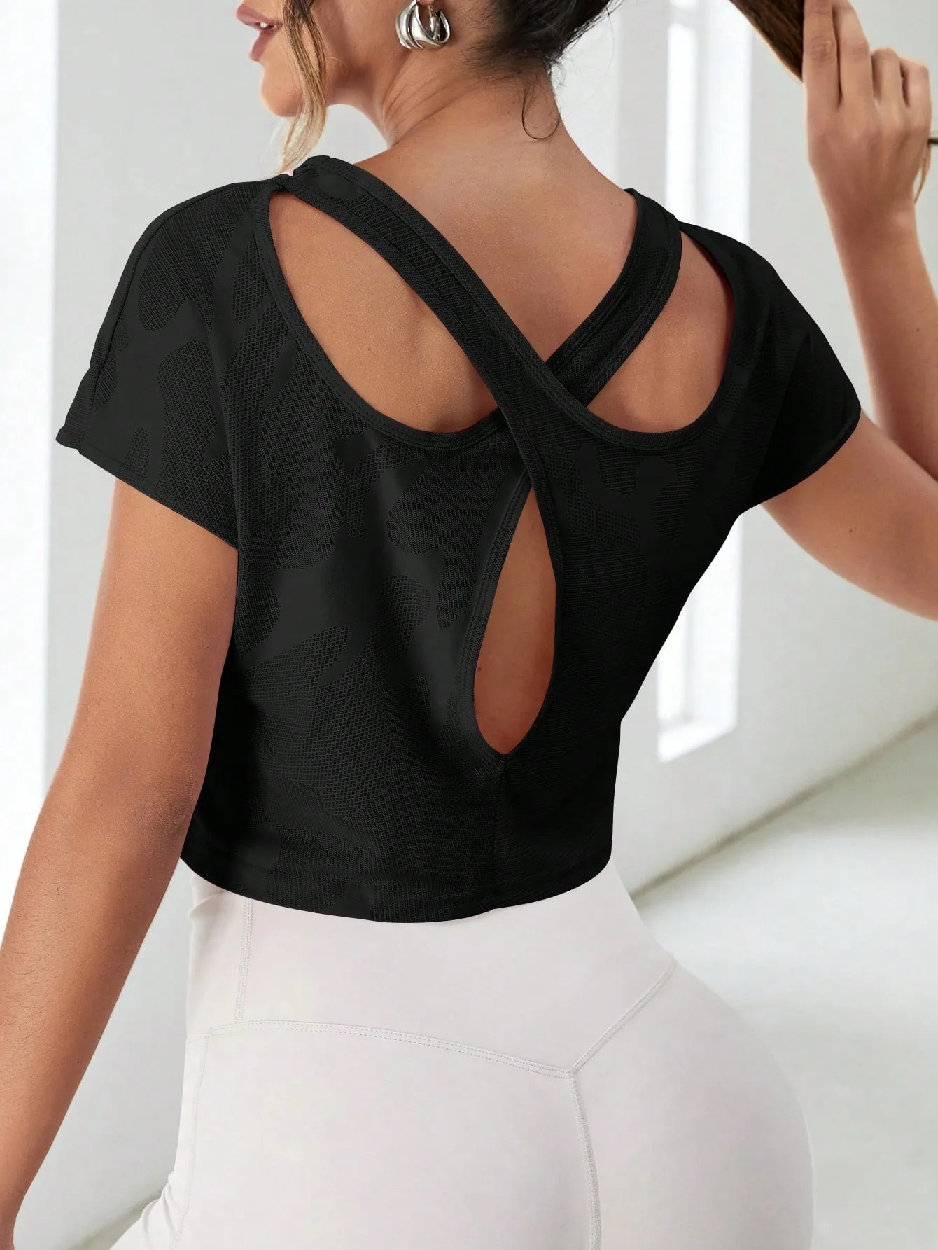 Camo Print Criss Cross Cut Out Back Active Tee SS24
