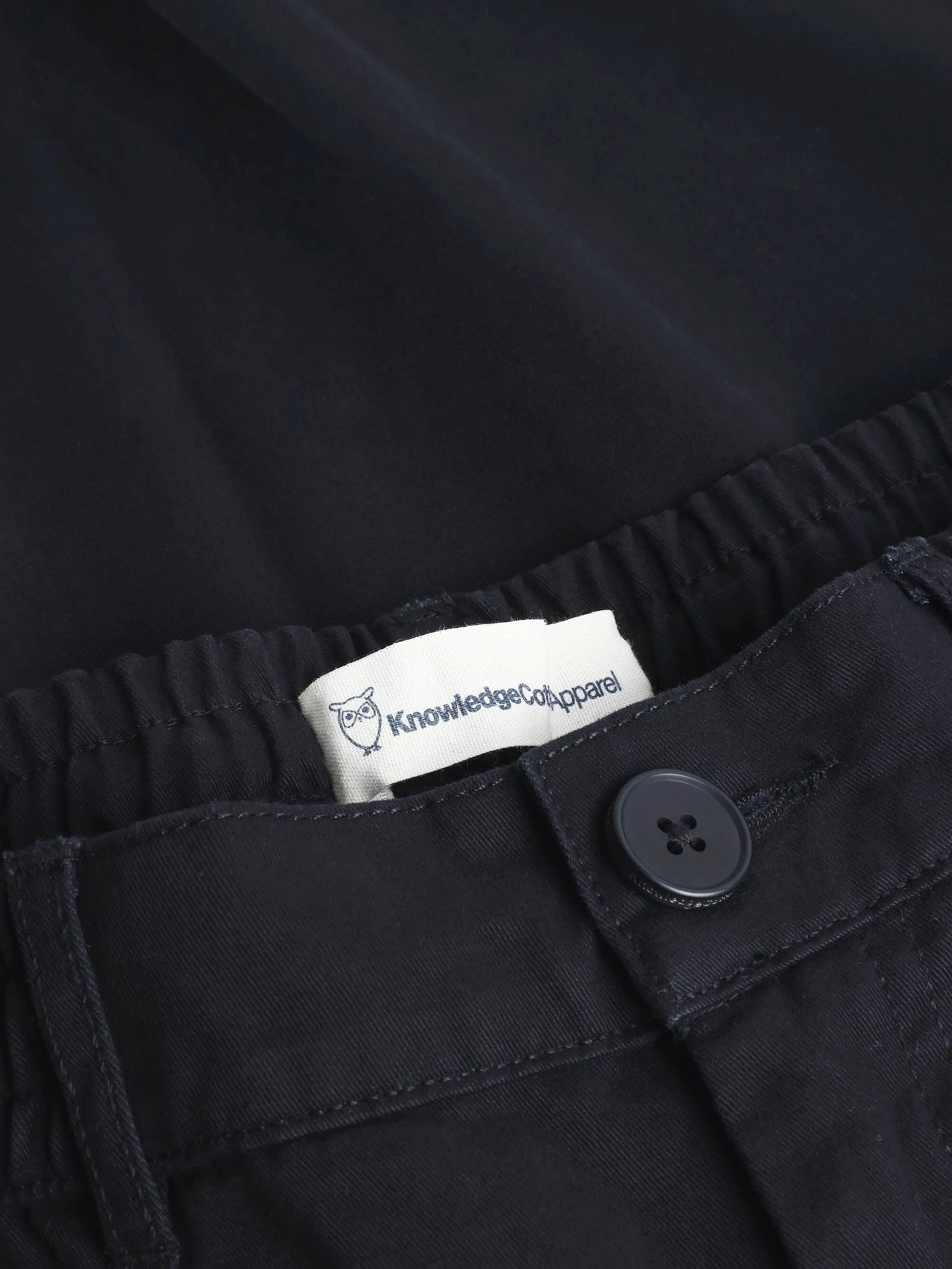 CHLOE barrel mid-rise twill chino - GOTS/Vegan - Black Jet