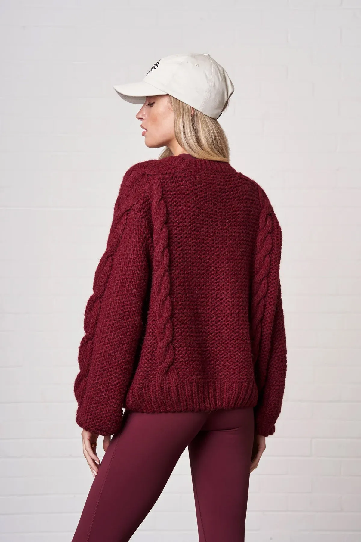EMBLEM PLAITED OVERSIZED KNIT JUMPER - BURGUNDY