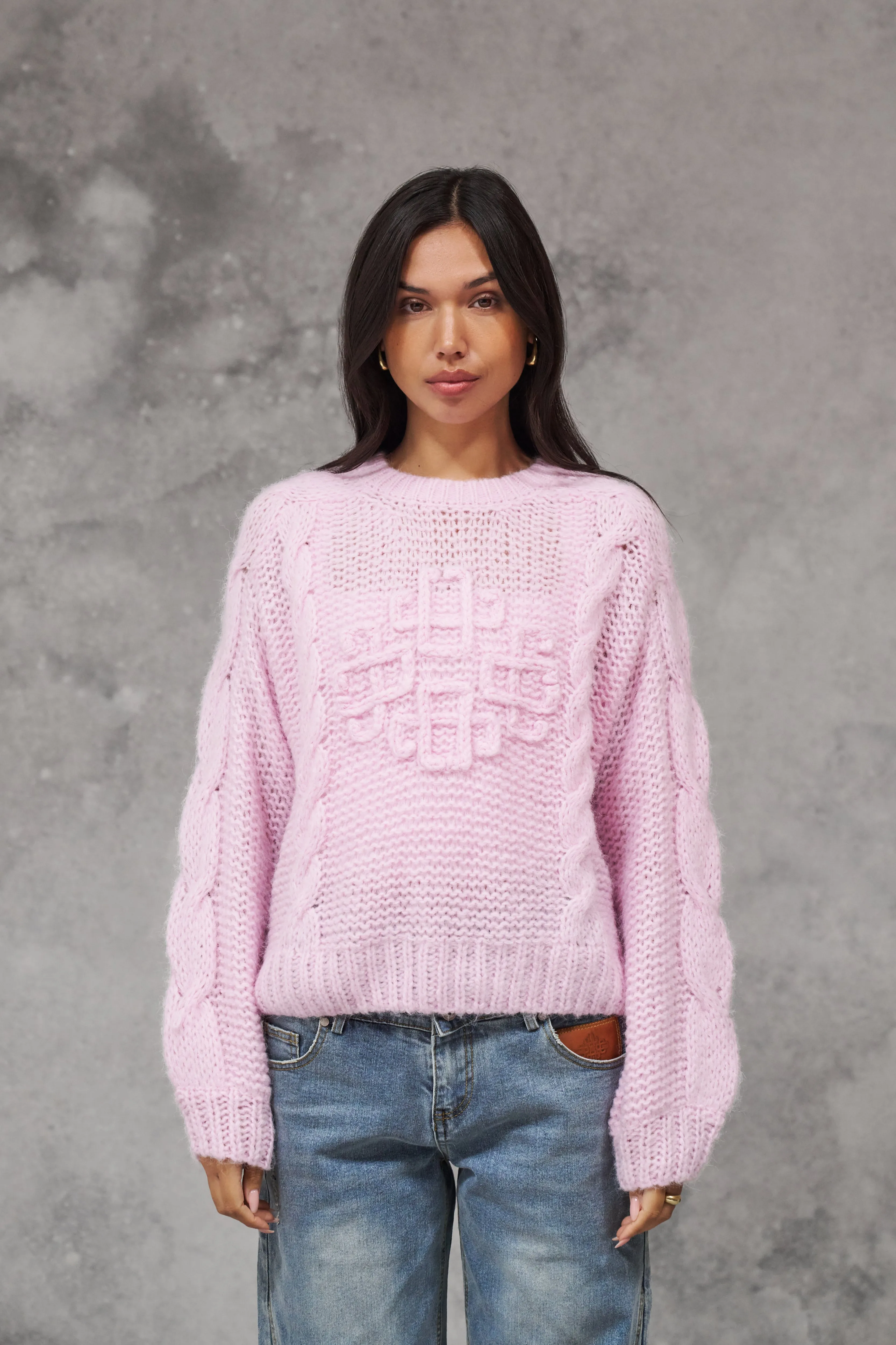 EMBLEM PLAITED OVERSIZED KNIT JUMPER - PINK