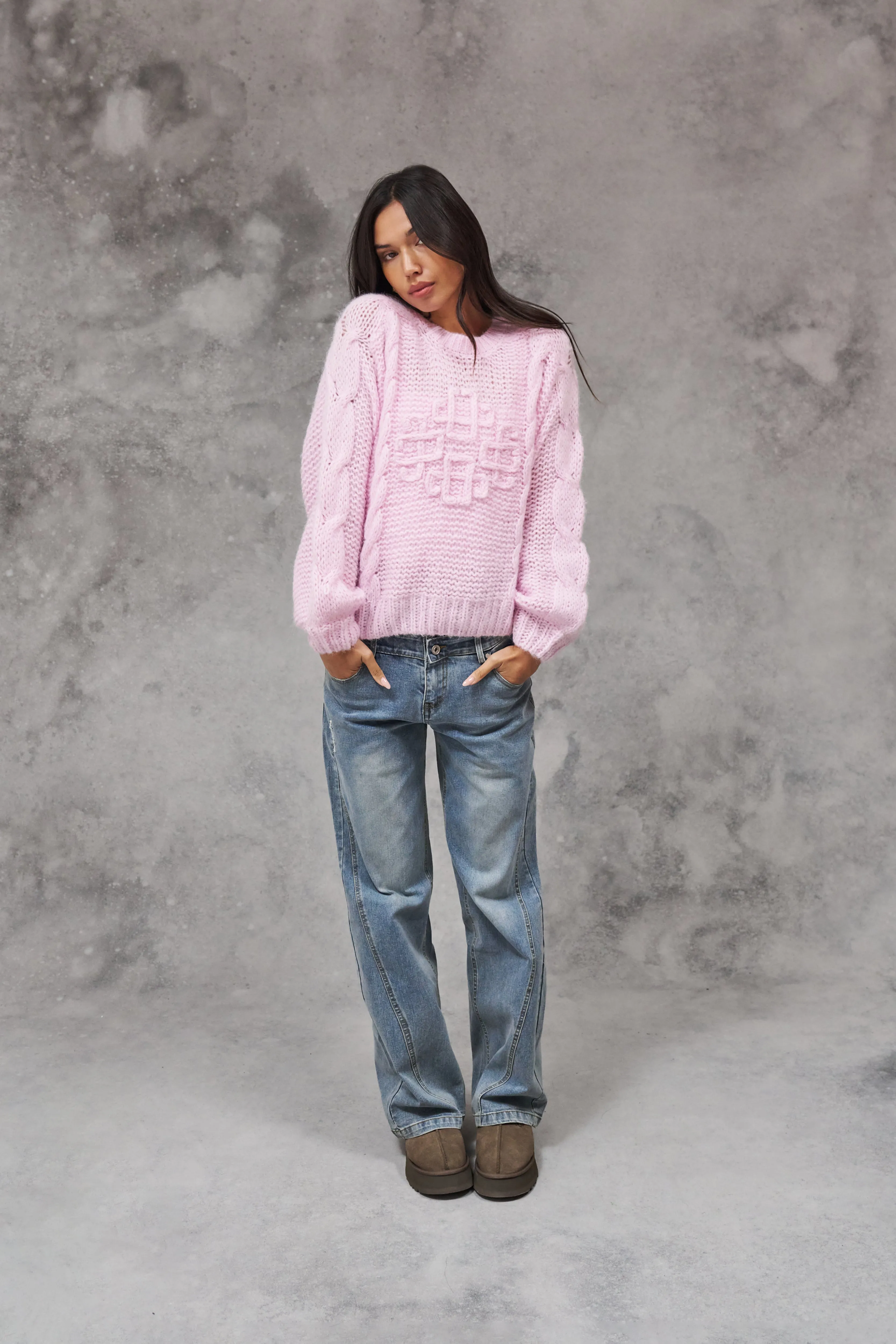 EMBLEM PLAITED OVERSIZED KNIT JUMPER - PINK