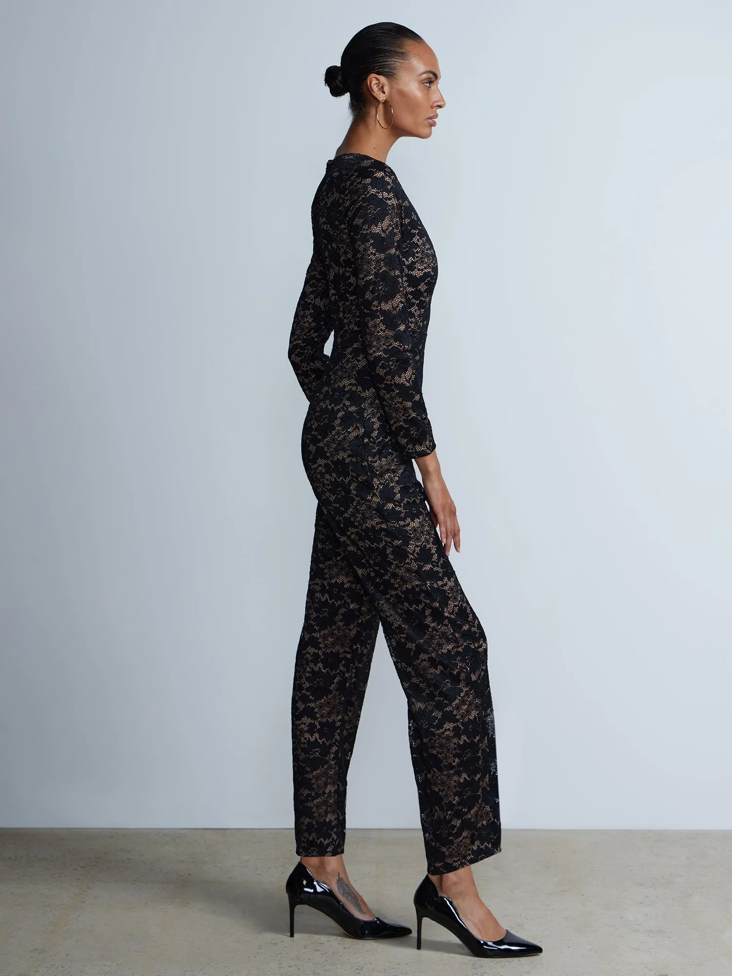 Round Neck Lace Lined Catsuit