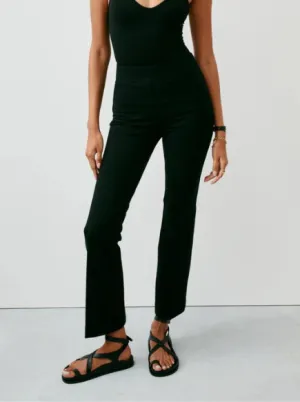SPANX - PERFECT FIT PONTE KICK FLARE PANT