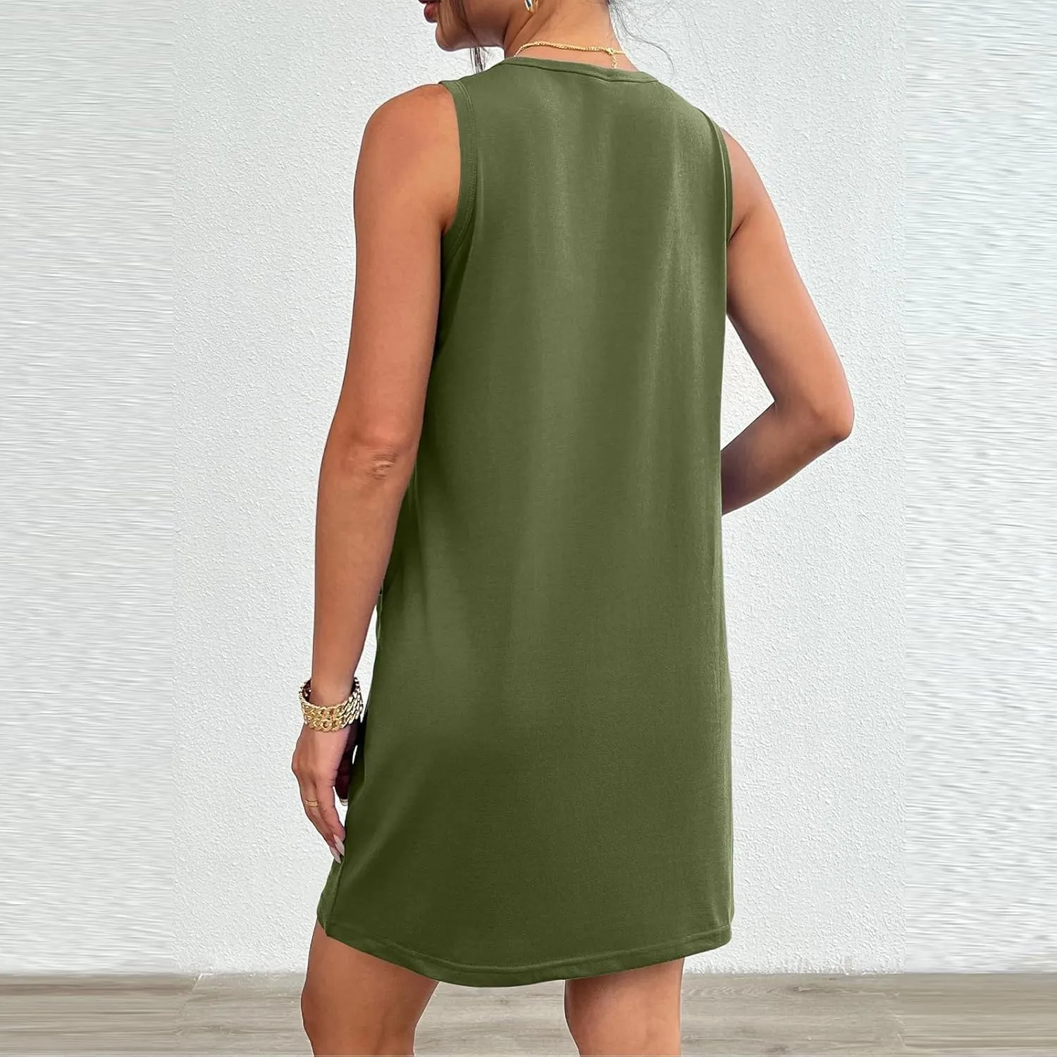 Summer Dresses for Women 2024 Trendy Scoop Neck Tank Dress Sleeveless Dressy Casual Sundress with Pocket