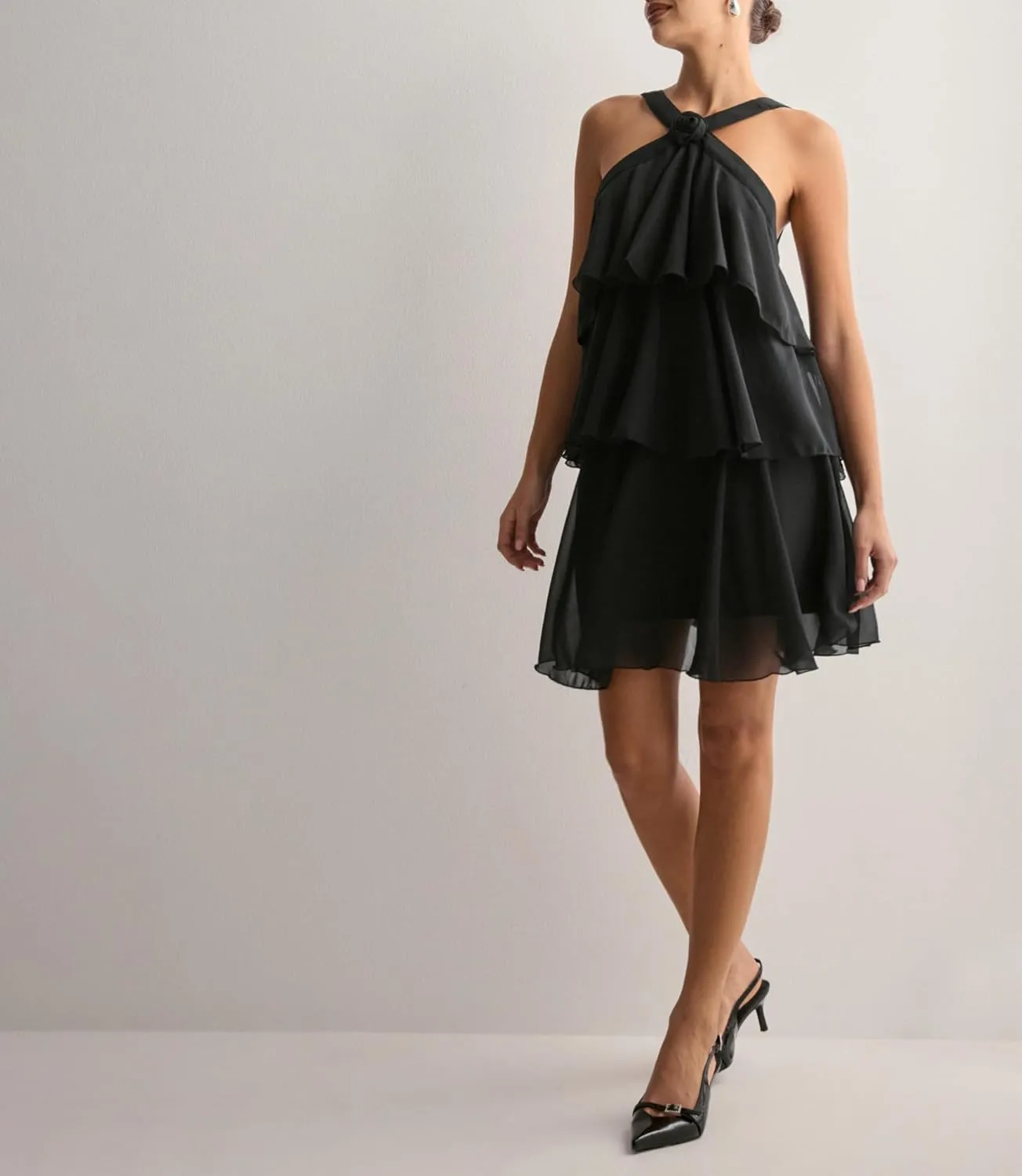 Women Y2K Ruffle Tiered Mini Dress Halter Layered Chiffon Short Dress Cute Smocked A Line Midi Dresses Beach